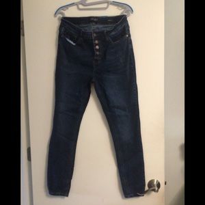 Judy Blue button down Skinny Leg 11